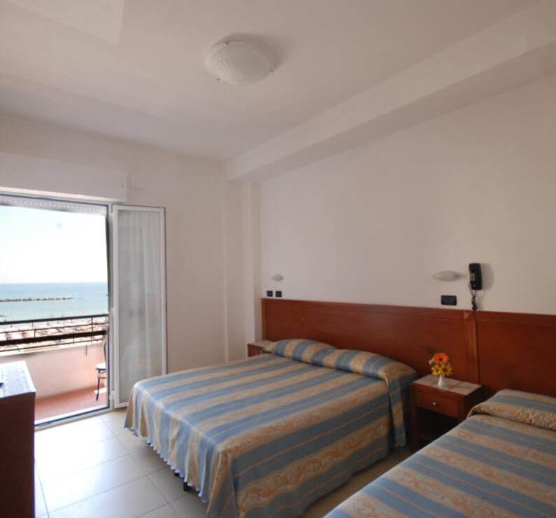 hvictoria it camere-hotel-victoria 026